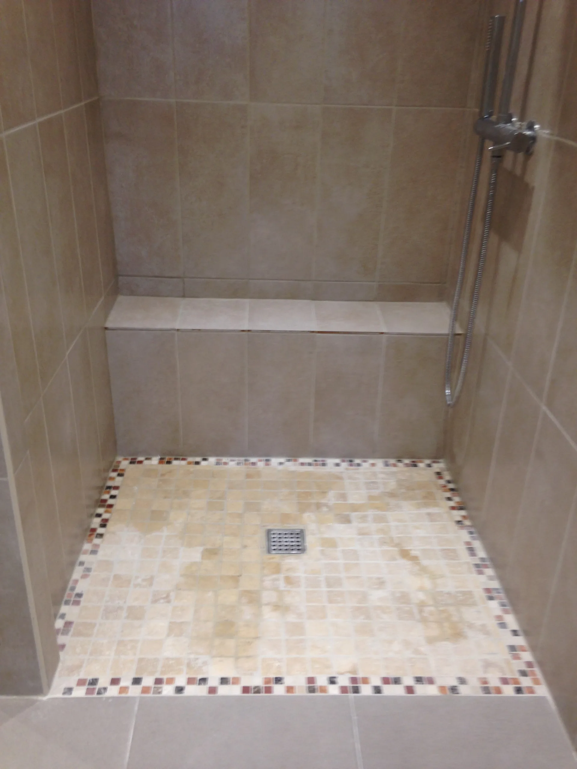 Douche à l'italienne
